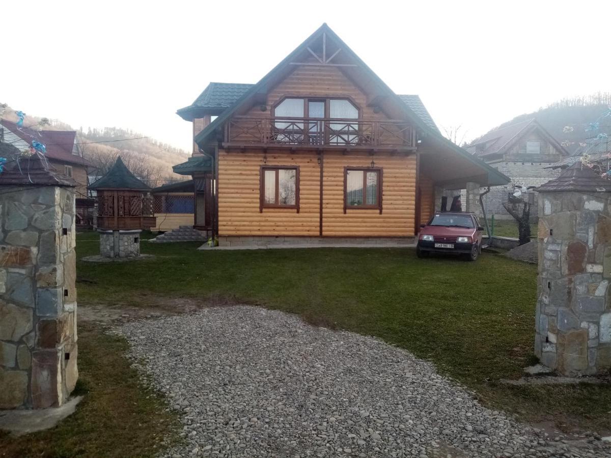 Садиба Федорчуків Гірська Хатина Sheshory Extérieur photo